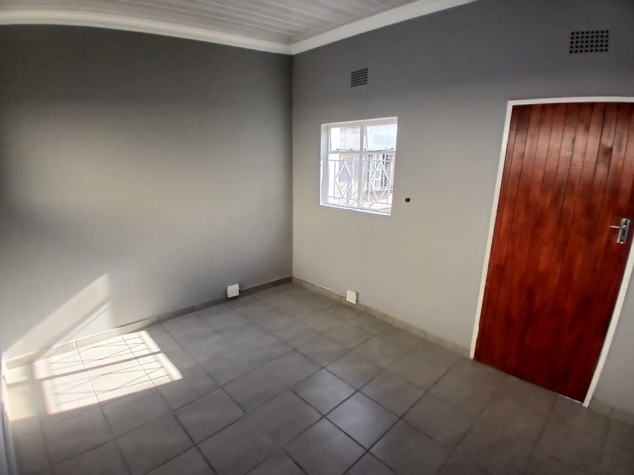 To Let Commercial Property for Rent in Bodorp North West